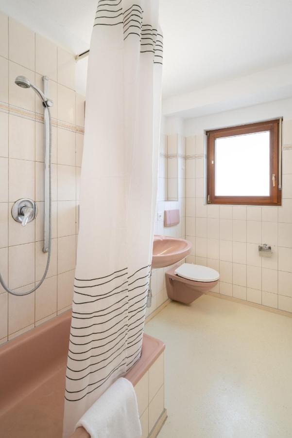 אינטרלאקן Between Lakes Apartments - 58 מראה חיצוני תמונה