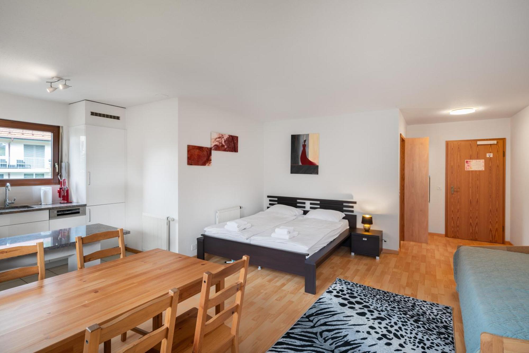 אינטרלאקן Between Lakes Apartments - 58 מראה חיצוני תמונה